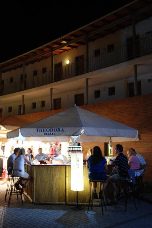 Hotel Holiday Siófok Eksteriør billede