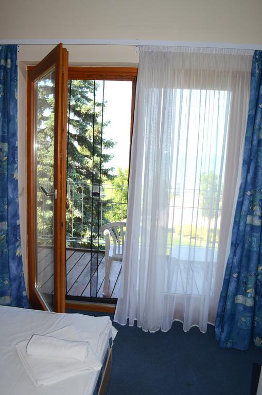 Hotel Holiday Siófok Eksteriør billede