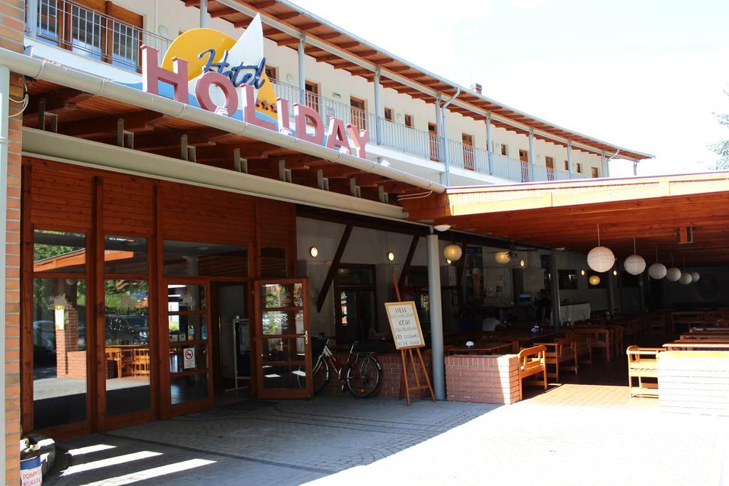 Hotel Holiday Siófok Eksteriør billede