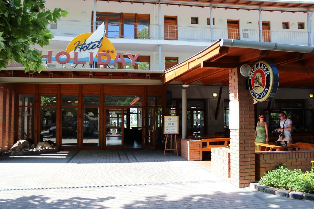 Hotel Holiday Siófok Eksteriør billede